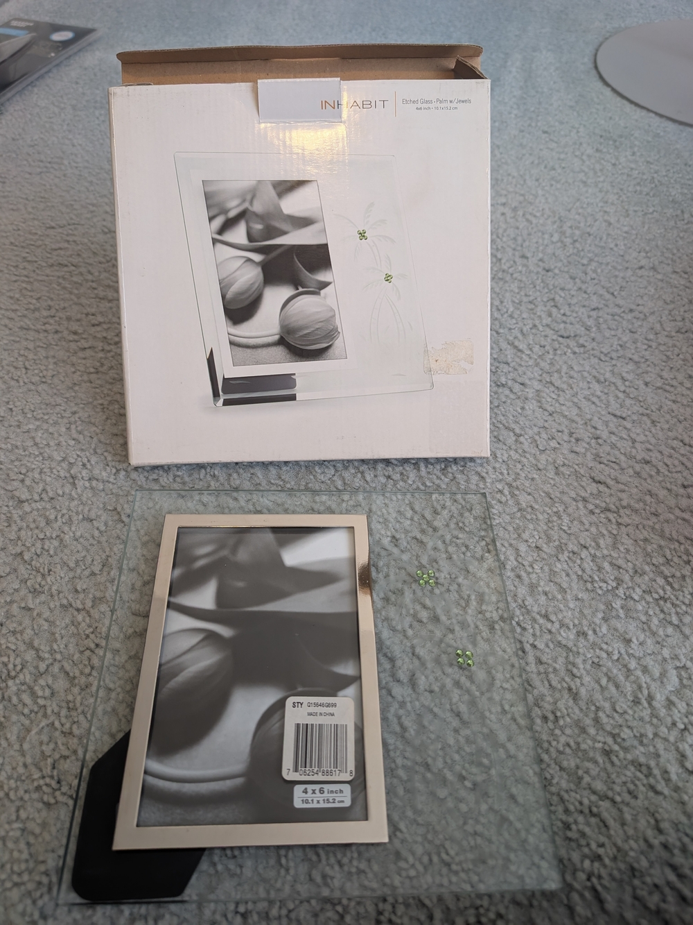 NWT Inhabit Glass Picture Frame with Silver Trim and Green Bead Accents